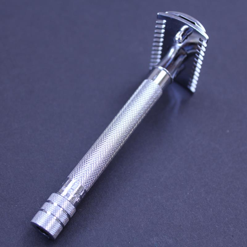 Merkur 25C Long Classic DE Safety Razor - Image 3