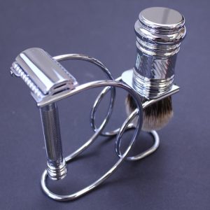 Merkur 3 Piece Razor Brush and Stand Set