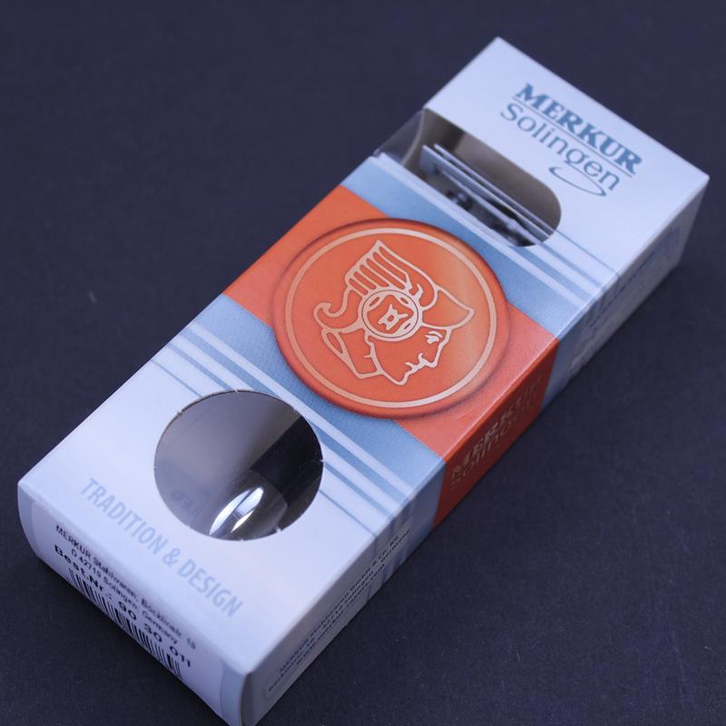 Merkur 30C Black Double Edge Safety Razor - Image 5