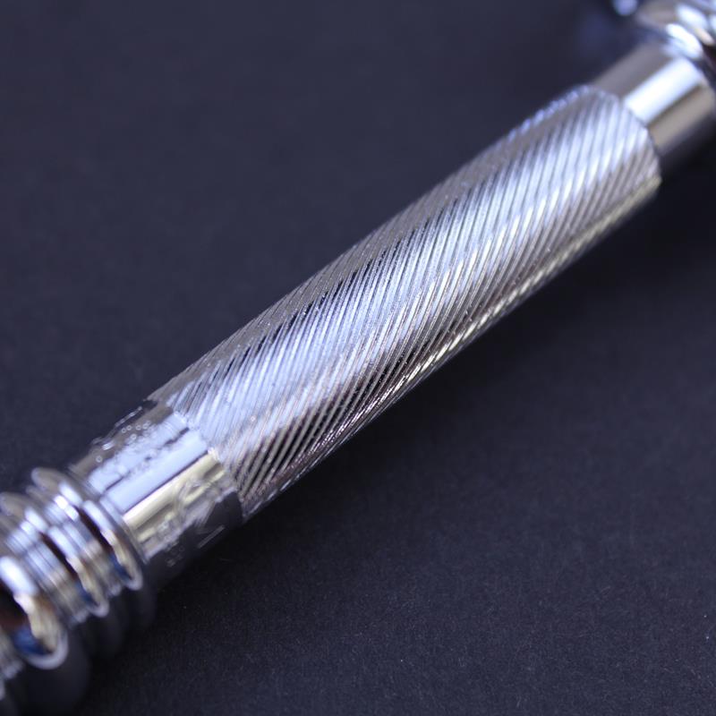 Merkur 38C Long Handled Double Edge Safety Razor - Image 2