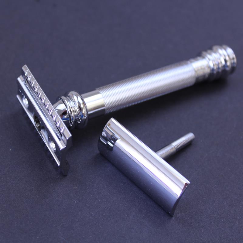 Merkur 38C Long Handled Double Edge Safety Razor - Image 3