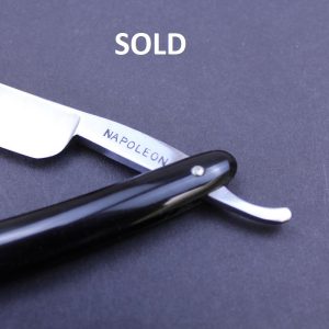 Vintage Ragg 6/8 Near Wedge Napoleon Razor