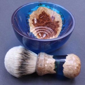 Burl Wood Blue Shave Bowl and Silvertip Badger Brush