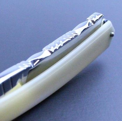 TI 6/8 Bone Razor With Rice Design Spine Thiers-Issard - 7