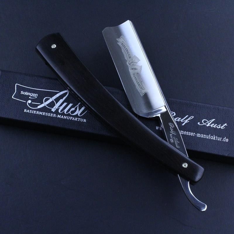 Ralf Aust 7/8 Razor with African Blackwood scales