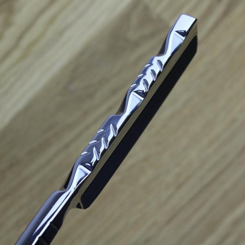 Thiers Issard 5/8 Black Horn Bijou de France Razor with Wheatfield Spine Design