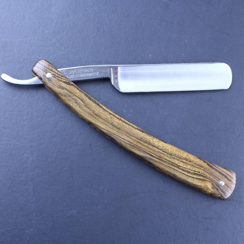 Ralf Aust 5/8 Razor with Contemporary Style Bocote Scales