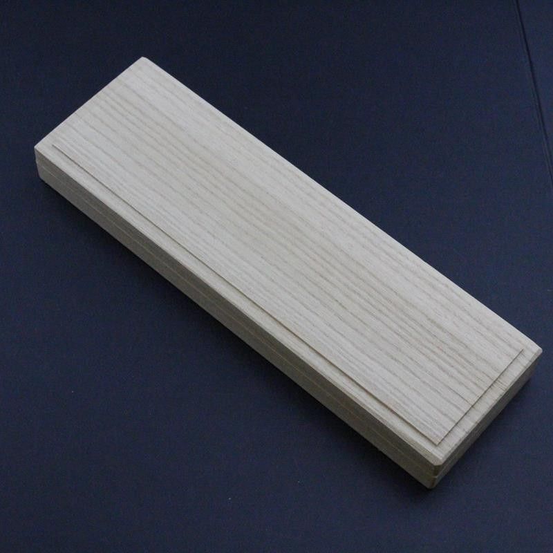 Iwasaki Kamisori Ichogake Razor With Rattan