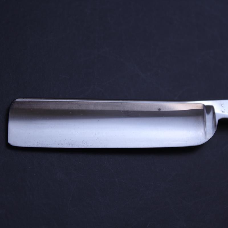 Vintage W. Clauberg 5/8 Razor