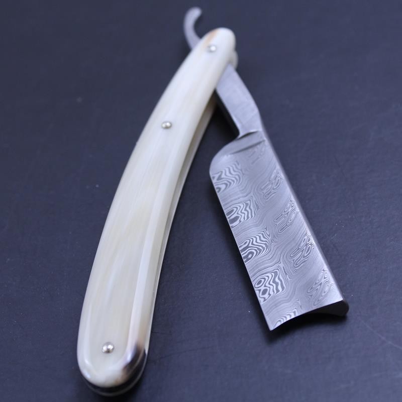 Boker 6/8 Damascus Horn Razor