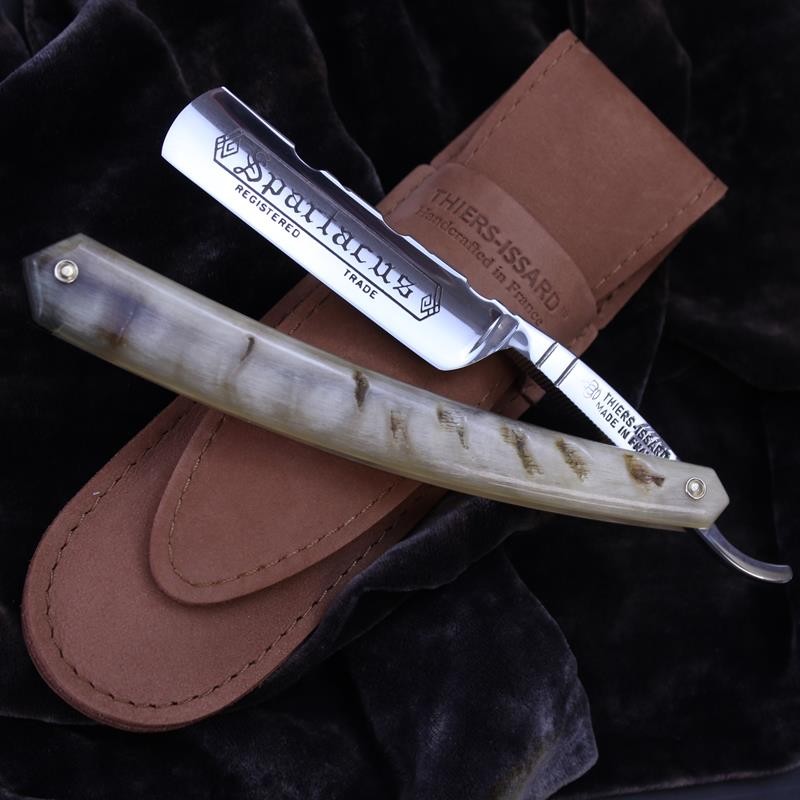 Thiers Issard 5/8 Rams Horn Razor With Brambles Spine Design