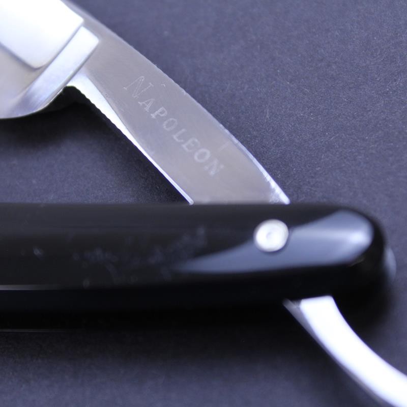 Ragg Vintage 6/8 Napoleon Razor